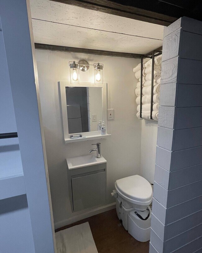 3826 Marianna Rd Apartment Unit Tiny house Jacksonville, FL