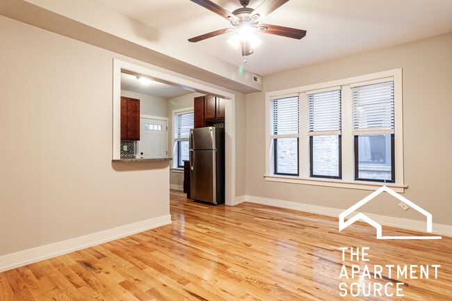 Building Photo - 3523 N Racine Ave Unit 1