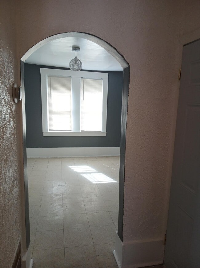 Photo - 1720 McCulloh St Unidad 4