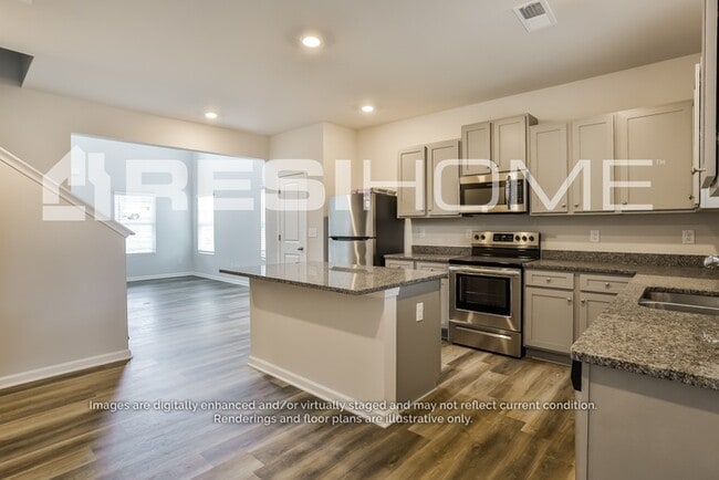 Photo - 17 Remington Ln