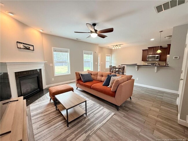 Photo - 100 Blue Bay Ln