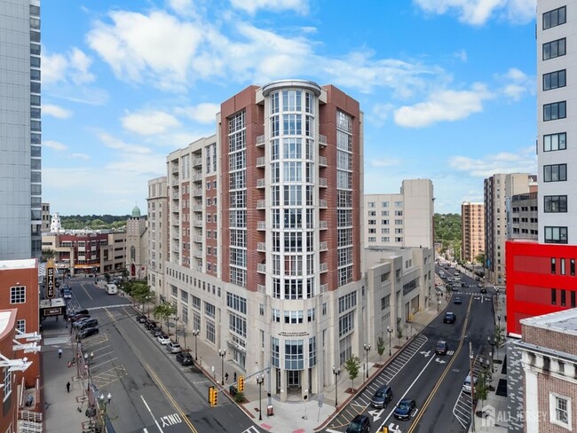 Photo - 20 Livingston Ave