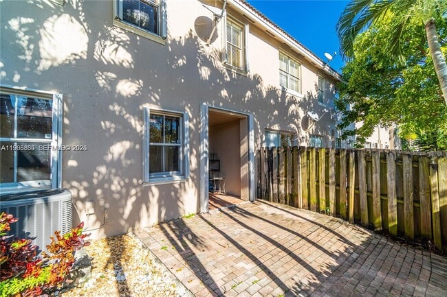 Photo - 14968 SW 23rd Way