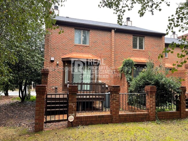 Photo - 621 Walker Ave Unit D