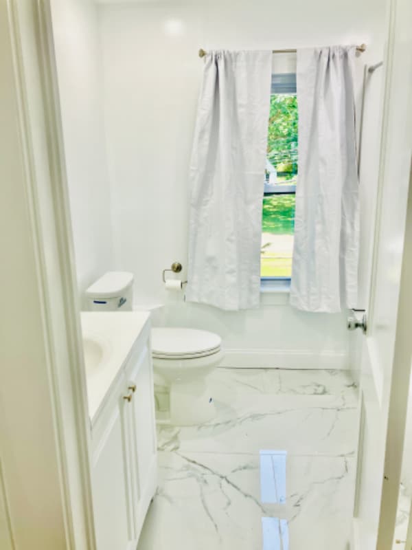 Photo - 252 Oronoque Rd