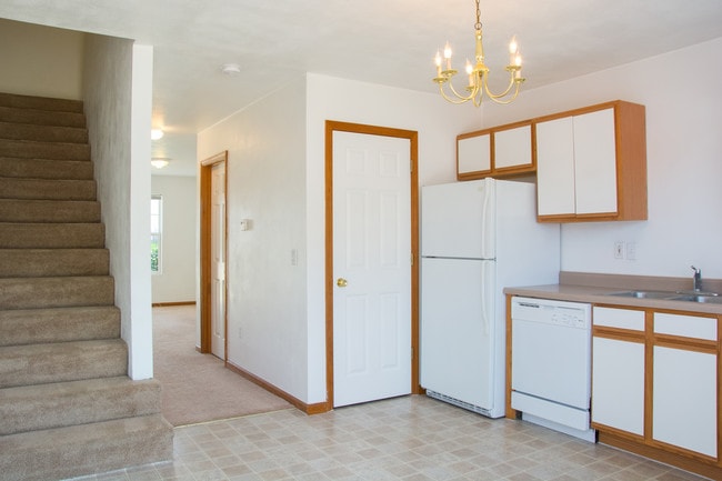 Photo - ReNew Edwardsville Apartment Collection