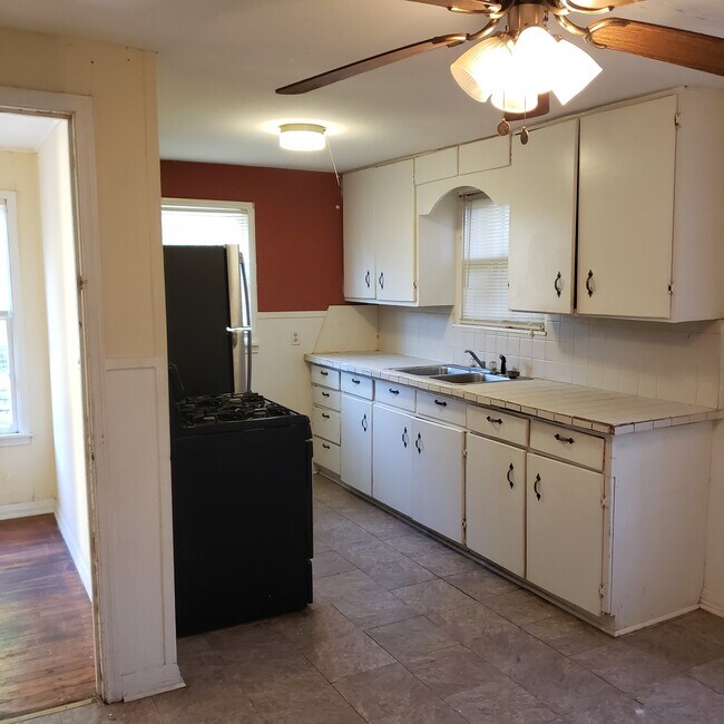 Photo - 926 Howard St Unit 926