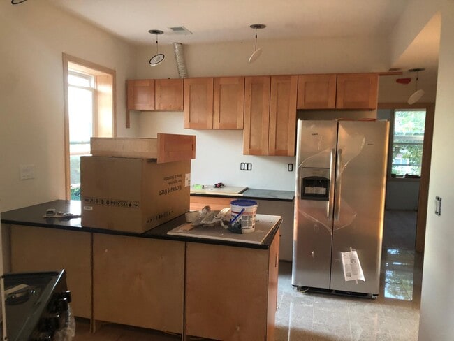 Building Photo - 20 Winthrop St Unit #3 Rental