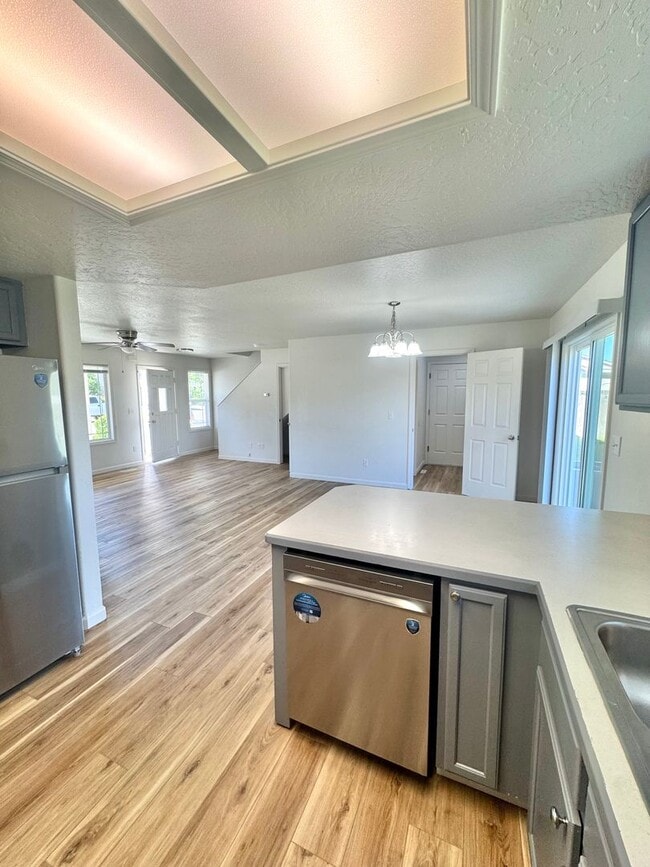 Photo - Spacious 5-Bedroom Home in Prime Nampa Location