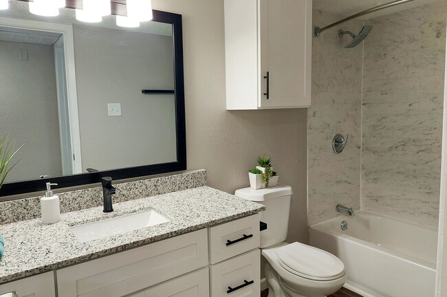 Photo - Saratoga Cove Apartments