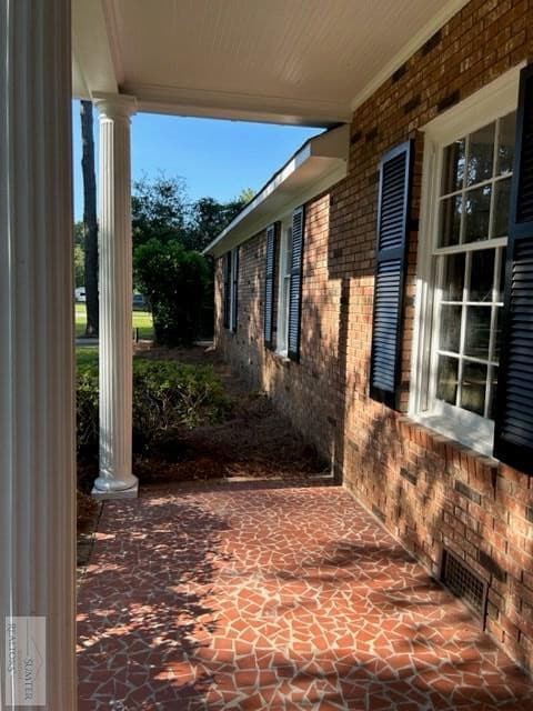 Photo - 2462 White St