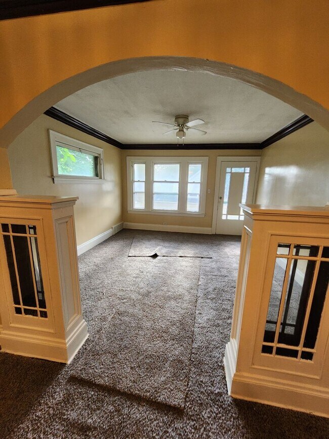 Photo - 130th,E.3045 Unit 2