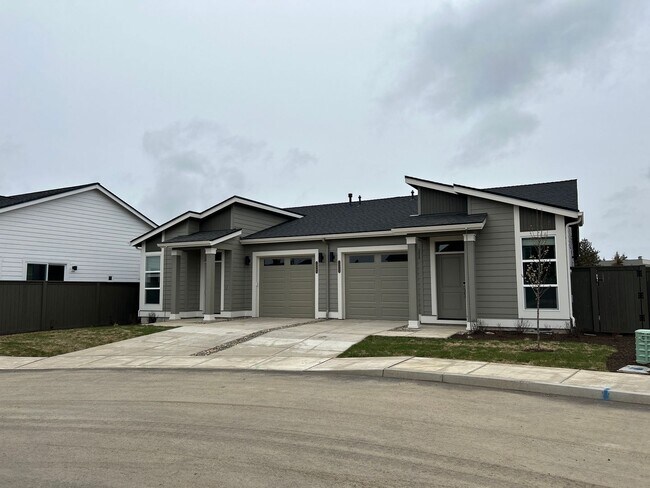 Photo - Luxury 2BR Duplex Near Old Mill District & Trails – Apply Today!