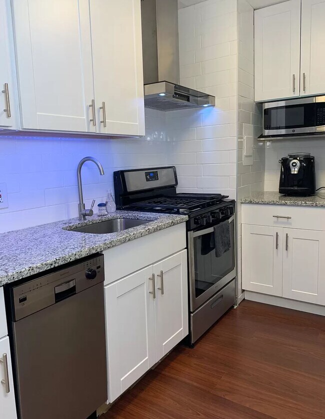 Photo - 25735 Lorain Rd Unidad 506