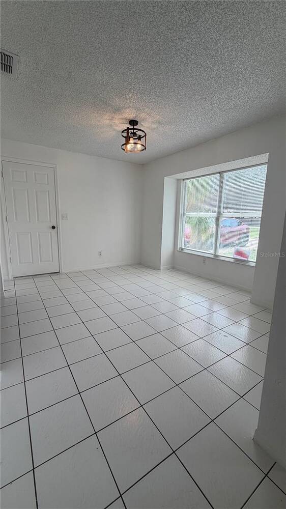 11719 Oswalt Rd