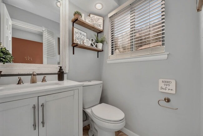 Photo - 157 Beacon Hill Common