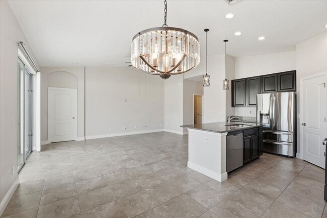 Photo - 11007 Inside Loop