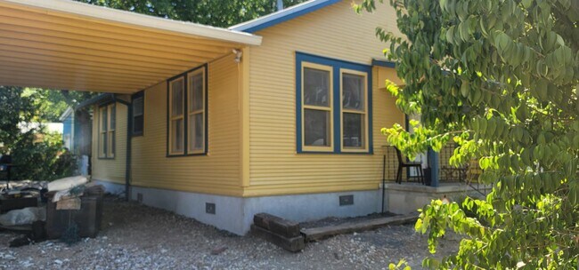 Photo - 1707 E 34th St