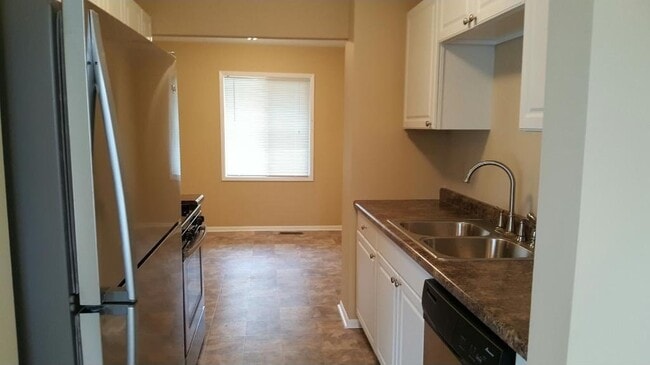 Photo - 247 W Eagle Lake Dr