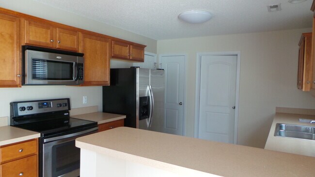 Photo - ~~~ Springwood Townhomes ~~~