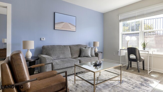 Building Photo - 1270 Hillcrest Dr