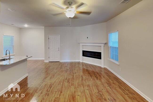 10155 Sterling Ridge Dr
