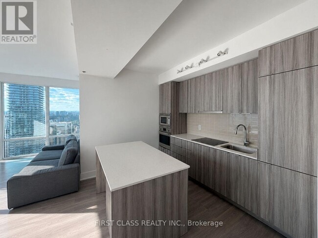 Photo - 955 Bay St. Unit PH4106