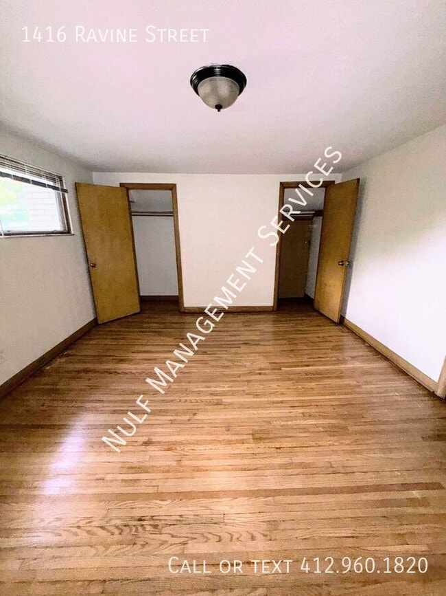Photo - 1416 Ravine St
