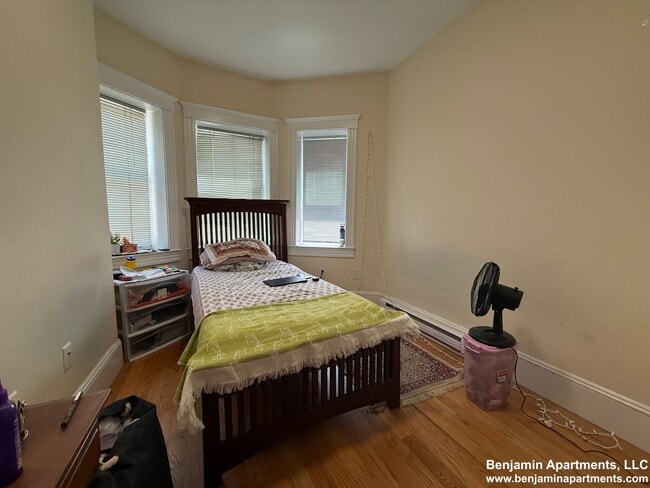 Photo - 887 Huntington Ave Unit 1