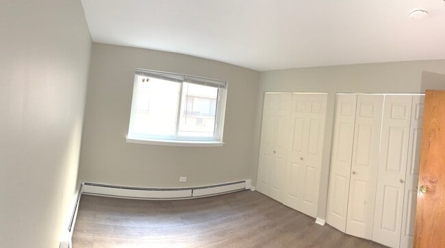 Photo - 5420 N Kenmore Ave