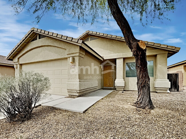 Building Photo - 4133 E Lushfield Dr