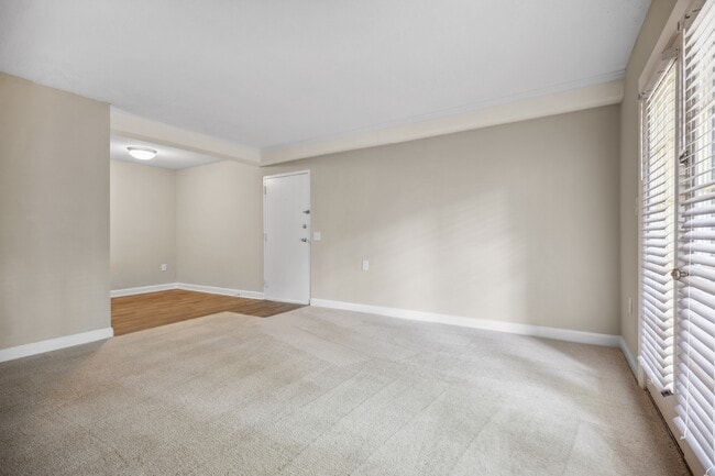 Sumter Square Apartments