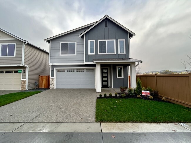 Building Photo - Stunning BRAND NEW 3 bed 2.5 bath home in ...