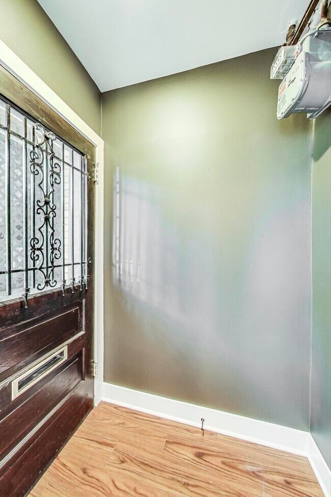 Photo - 1428 W Edgewater Ave Unit G