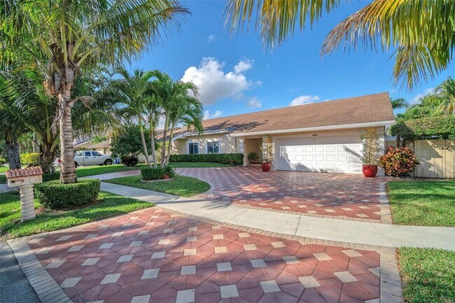 4991 NW 72nd Ter