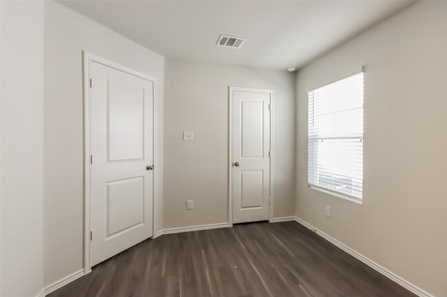 Building Photo - 13516 White Ibis St