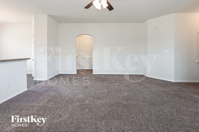 Photo - 15809 Roberto Clemente Ct