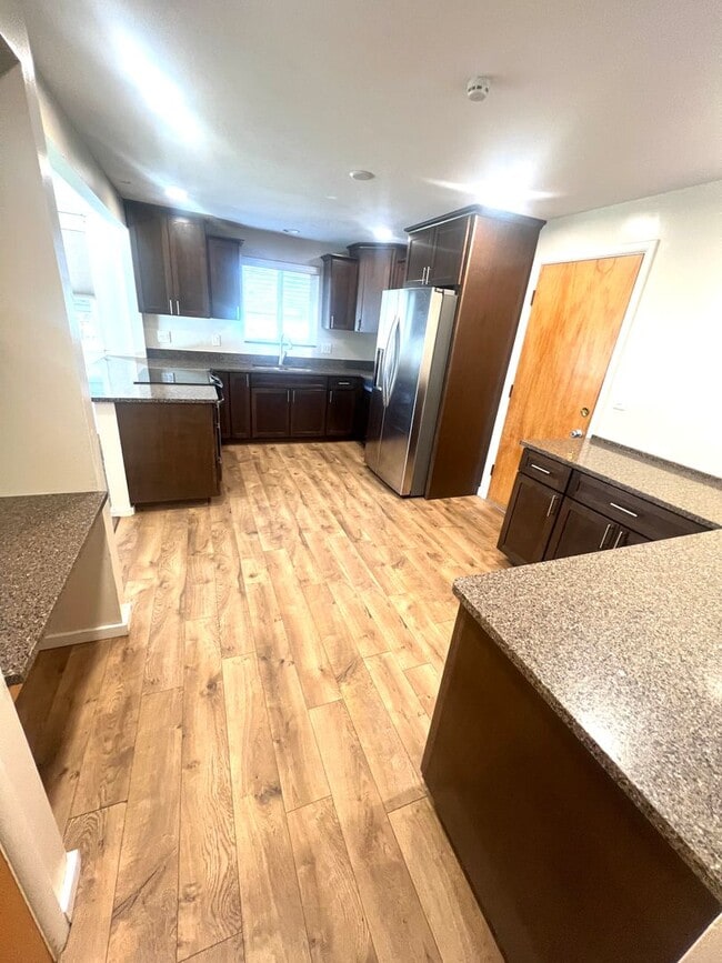 Photo - 701 S 19th Ave Unit 701 S 19th A