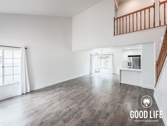 10056 Riverhead Dr