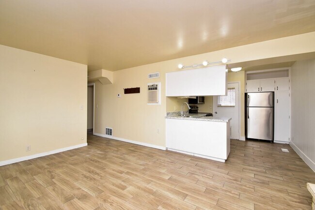 Photo - 7211 Ramanee Dr Unit B