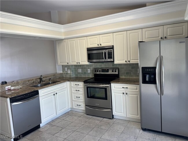 Photo - 267 Quail Forest Blvd Unidad 209 Rental