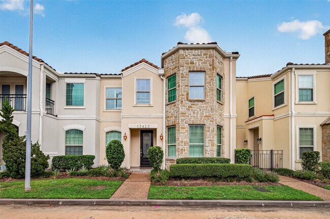 Building Photo - 13423 Preston Cliff Ct