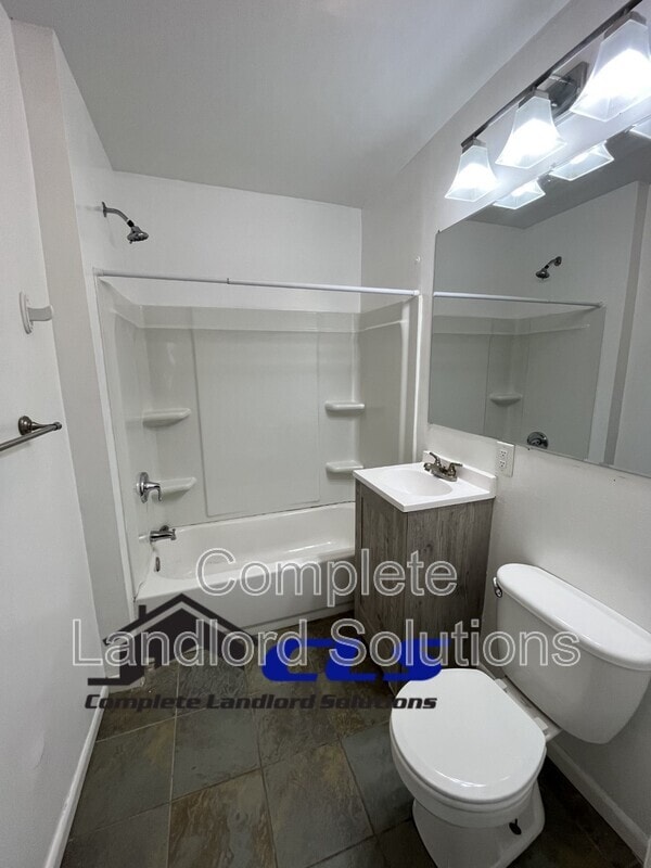 Photo - 2225 1st Ave