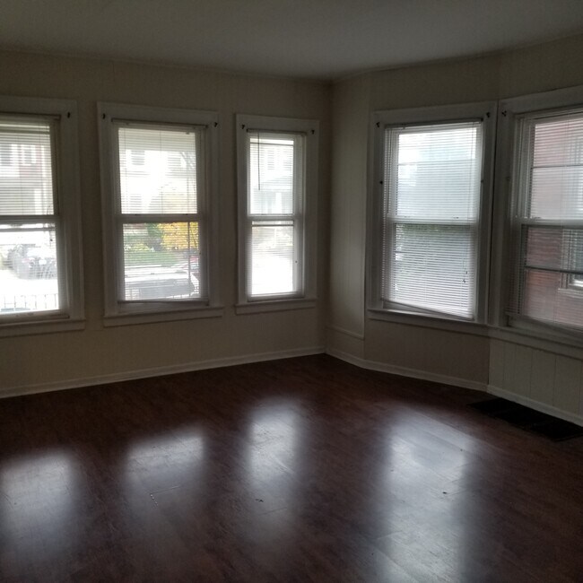 Photo - 576 Potomac Ave Apartments Unit #1