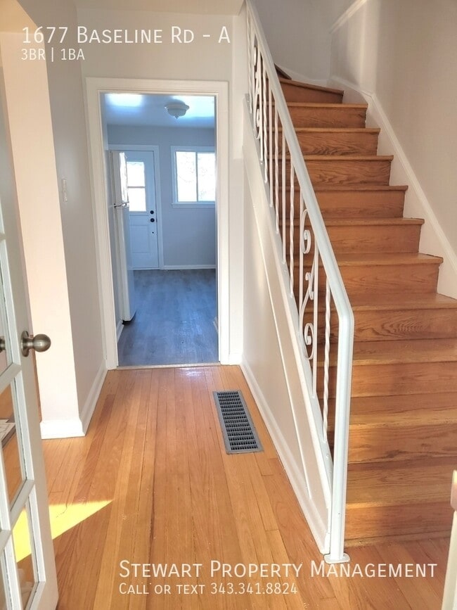 Photo - 1677 Baseline Rd Unité A