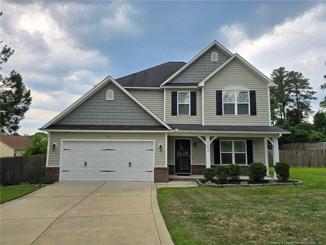 Building Photo - 102 Whistling Pine Dr