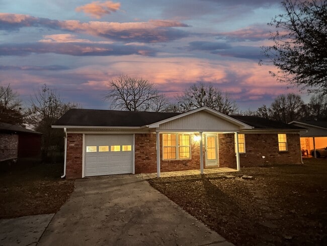 Photo - 4708 Pinson Dr