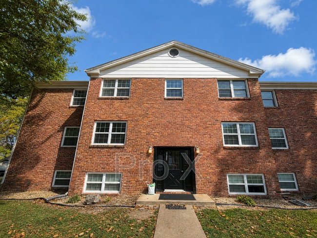 Building Photo - 1807 Grand