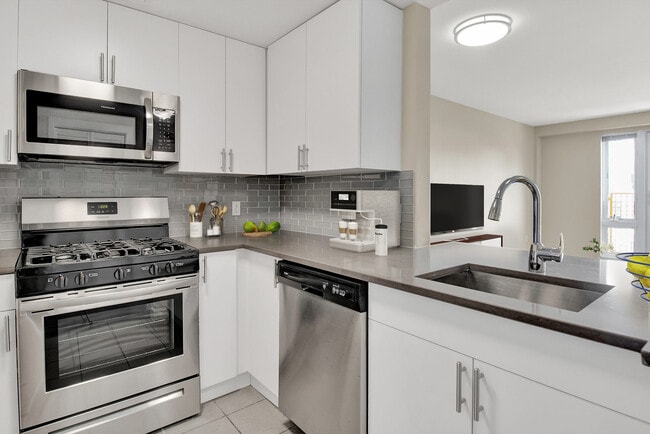 Kendall Crossing Apartments