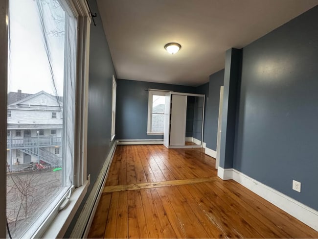 6 Graham St